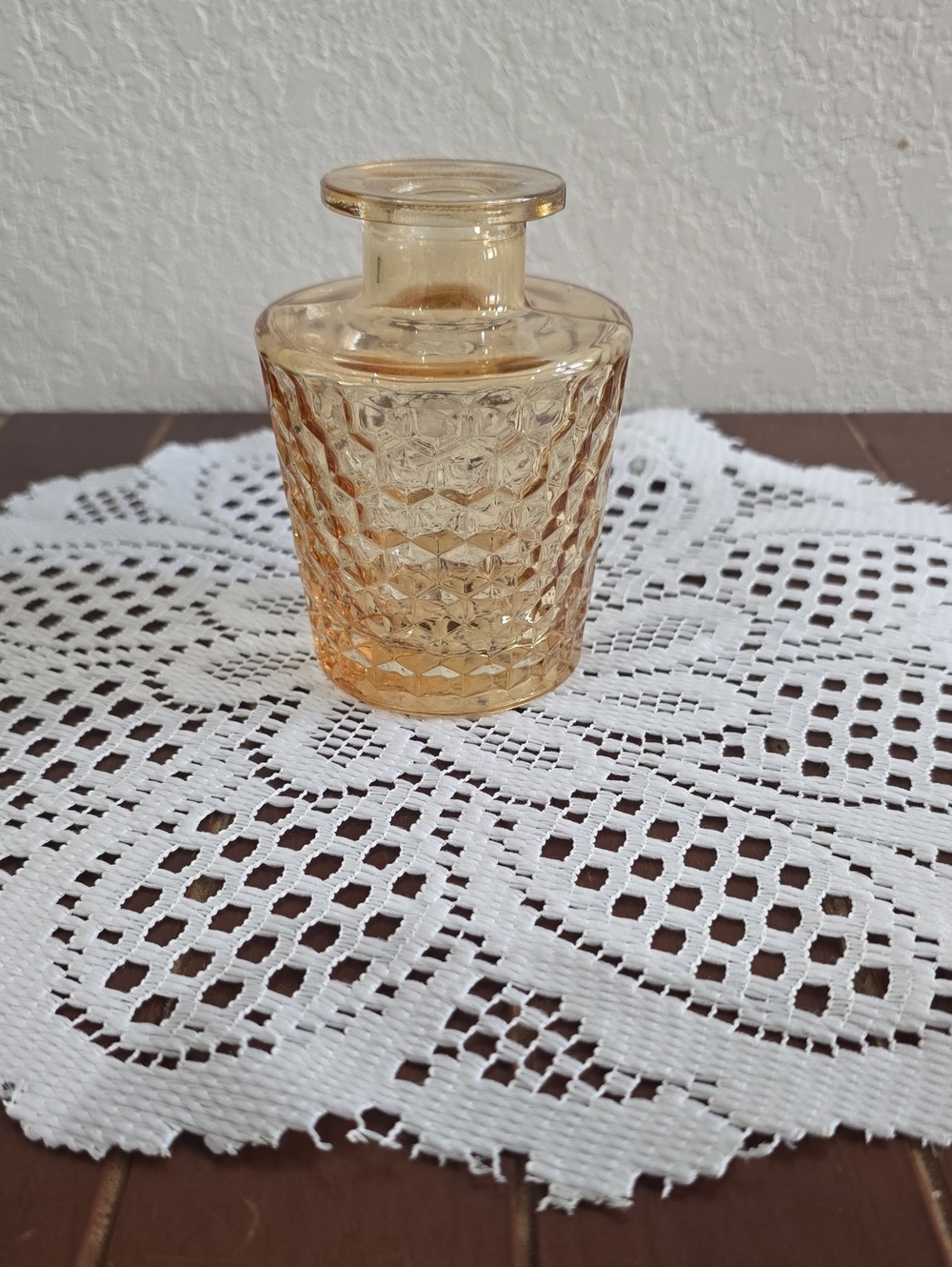 AMBER BUD VASE